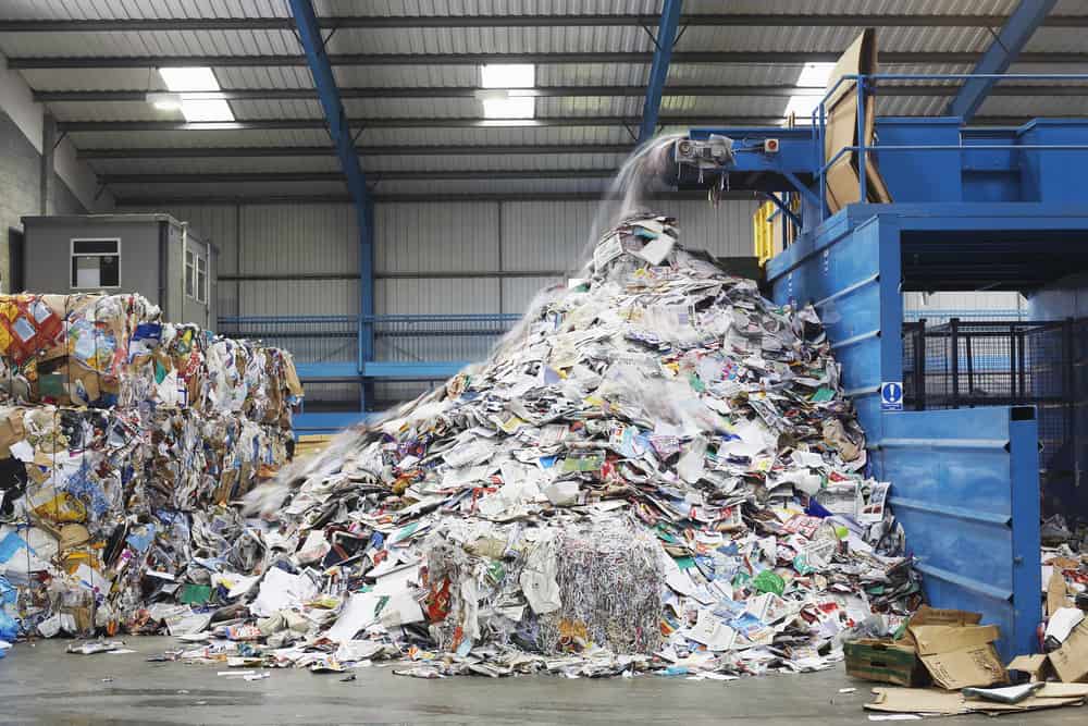 Cons of E-waste - E-waste - 10 E Waste Pros and Cons - Business management Cons of E-waste - E-waste - 10 E Waste Pros and Cons - Business management
